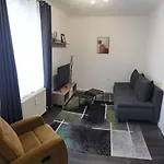 Alexander Apartment *